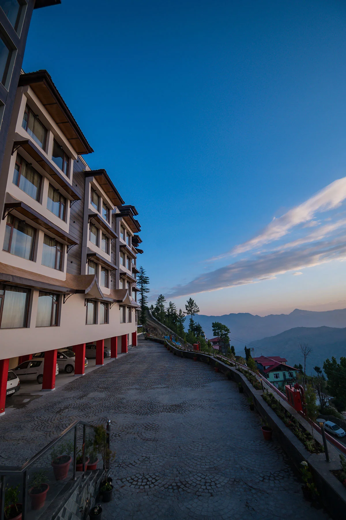 luxury hotel in Kufri